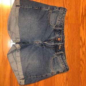 H&M Blue jean mid-high waisted shorts SIZE: 4